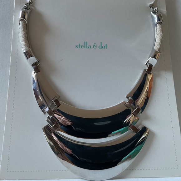 Stella & Dot Aphrodite Necklace Limited Edition NIB! - Picture 2 of 4